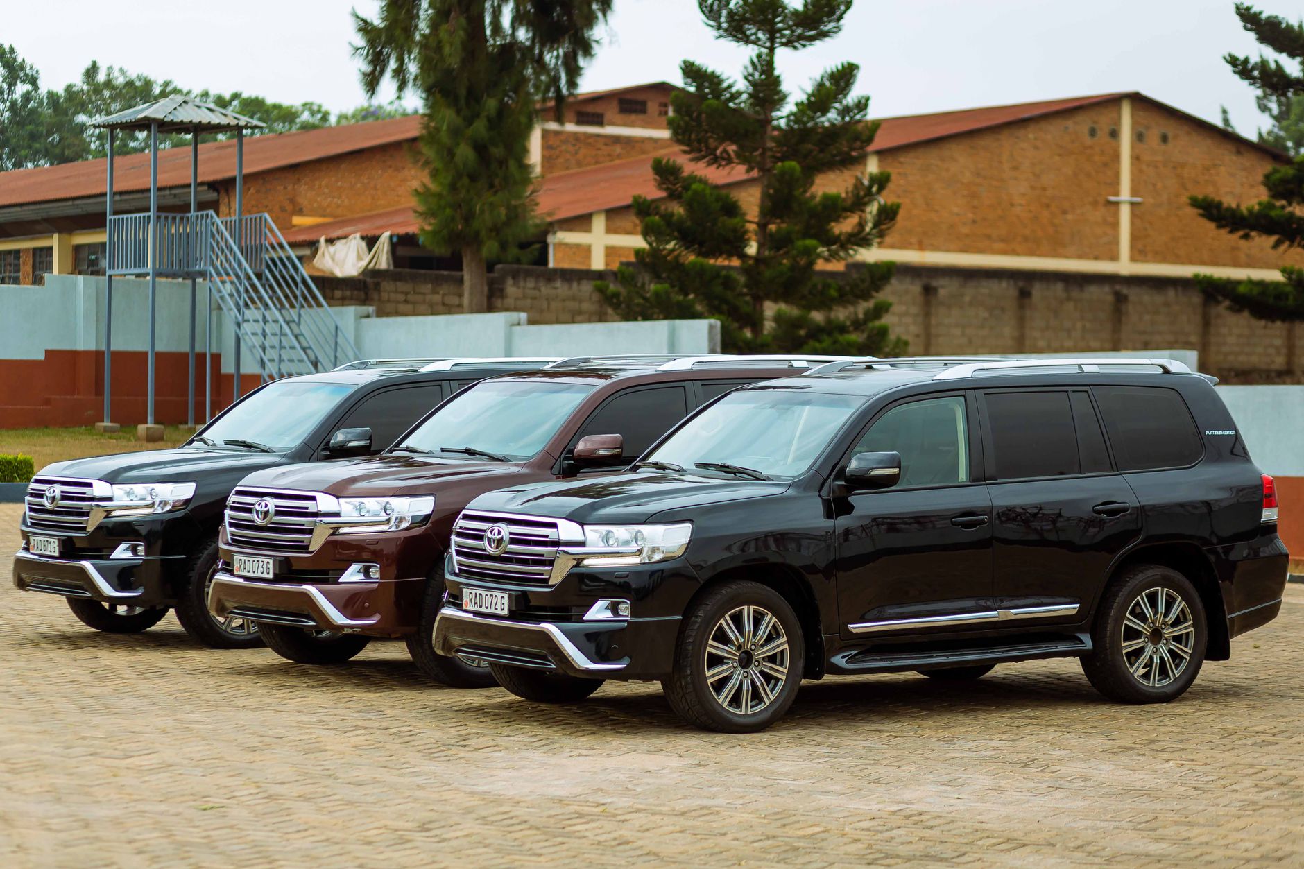 Popular Family SUV: Best Deal with Proven Savings